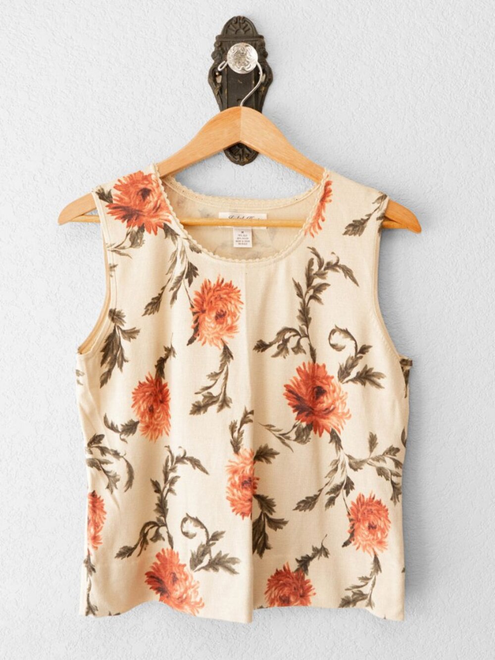 Judith Hart Silk Blend Sleeveless Floral Top M Beige Orange Career Vintage